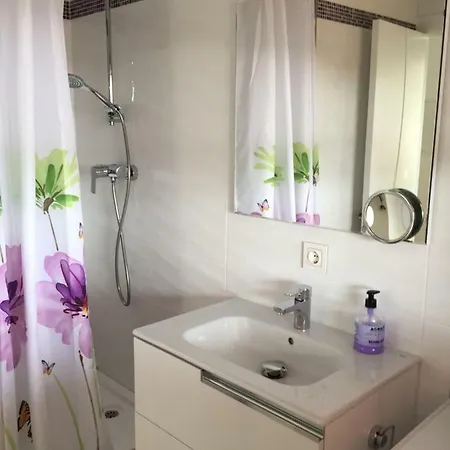 Apartment With Private Patio