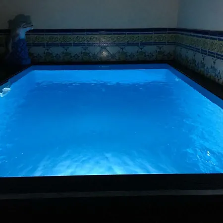 With Private Patio Appartement Fuengirola