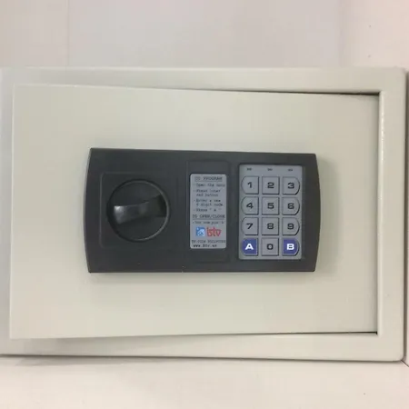 With Private Patio Appartement