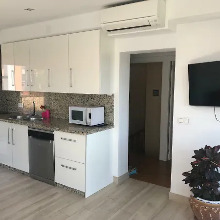 With Private Patio Appartement