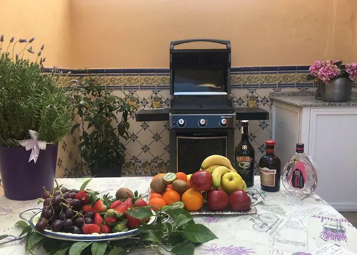 With Private Patio Apartment *