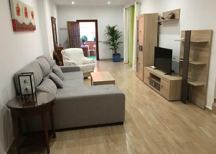 With Private Patio דירה פואנגירולה