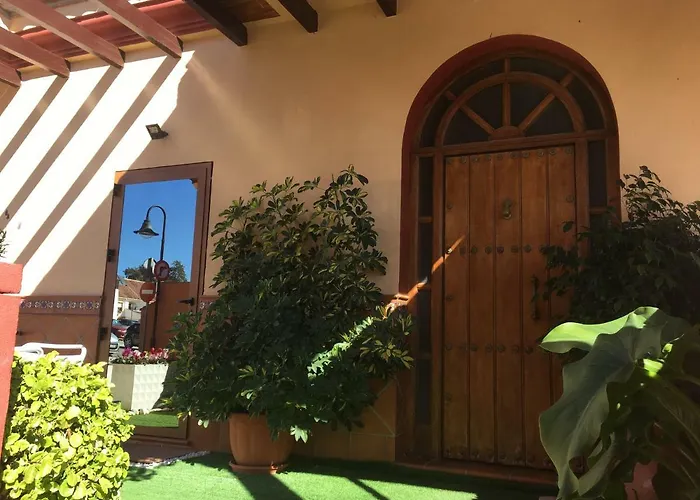 Apartment With Private Patio